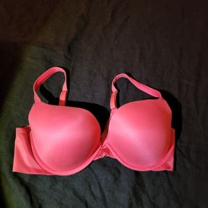 36d Spanx bra